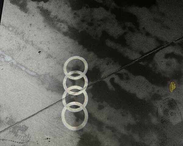 Серый Ауди Ку 5, объемом двигателя 1.98 л и пробегом 46 тыс. км за 36000 $, фото 18 на Automoto.ua