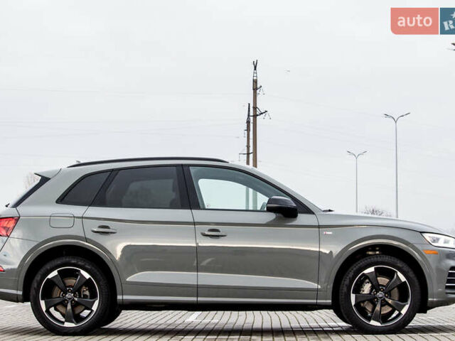 Сірий Ауді Ку 5, об'ємом двигуна 2 л та пробігом 149 тис. км за 31000 $, фото 31 на Automoto.ua