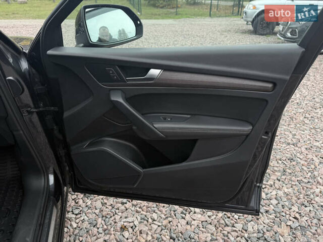 Серый Ауди Ку 5, объемом двигателя 1.98 л и пробегом 119 тыс. км за 33500 $, фото 15 на Automoto.ua