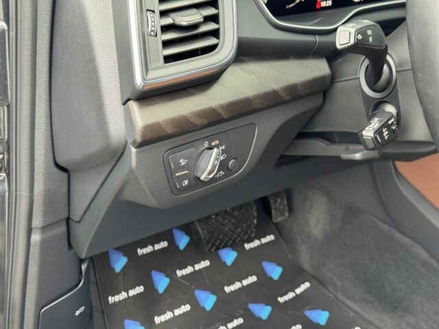 Серый Ауди Ку 5, объемом двигателя 3 л и пробегом 133 тыс. км за 44500 $, фото 15 на Automoto.ua