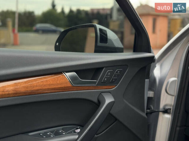 Серый Ауди Ку 5, объемом двигателя 2 л и пробегом 132 тыс. км за 30500 $, фото 30 на Automoto.ua