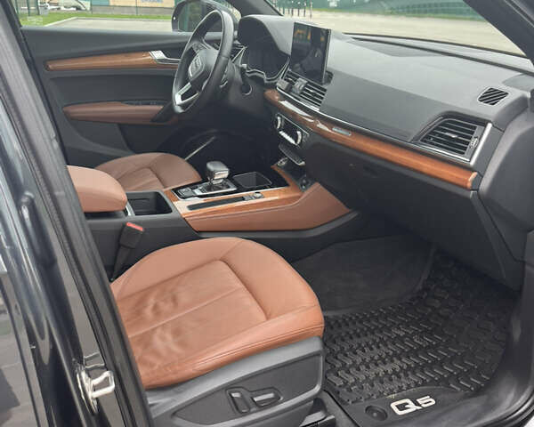 Серый Ауди Ку 5, объемом двигателя 2 л и пробегом 55 тыс. км за 36500 $, фото 8 на Automoto.ua