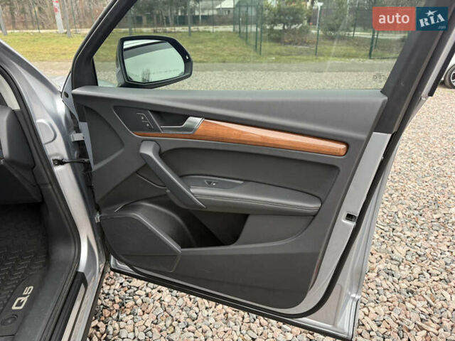 Серый Ауди Ку 5, объемом двигателя 1.98 л и пробегом 122 тыс. км за 30500 $, фото 14 на Automoto.ua