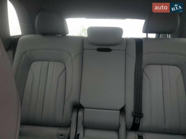 Серый Ауди Ку 5, объемом двигателя 2 л и пробегом 50 тыс. км за 13000 $, фото 9 на Automoto.ua