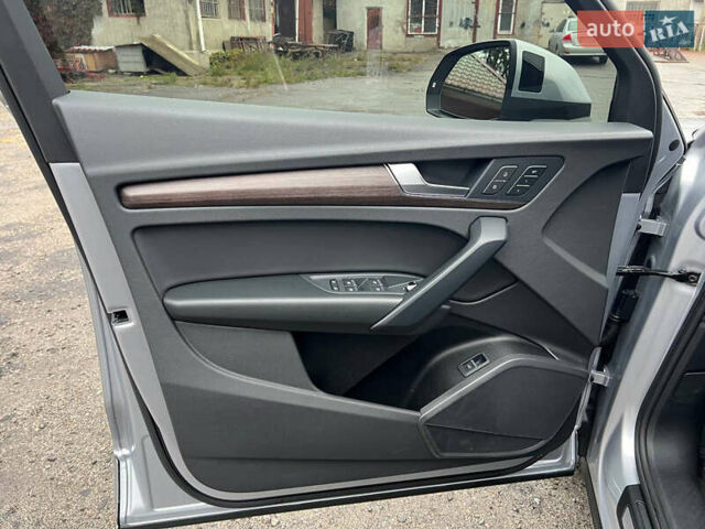 Серый Ауди Ку 5, объемом двигателя 1.98 л и пробегом 116 тыс. км за 33500 $, фото 19 на Automoto.ua