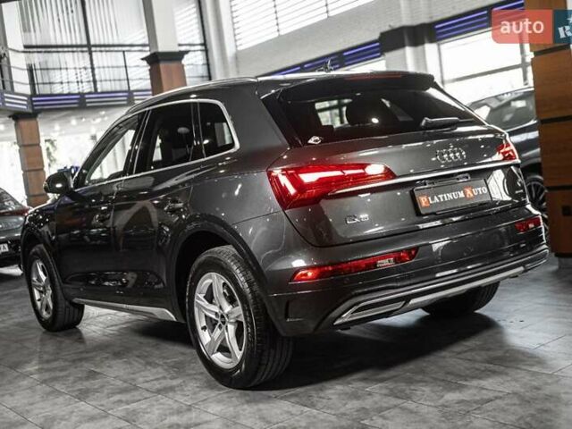 Серый Ауди Ку 5, объемом двигателя 1.98 л и пробегом 42 тыс. км за 36900 $, фото 58 на Automoto.ua