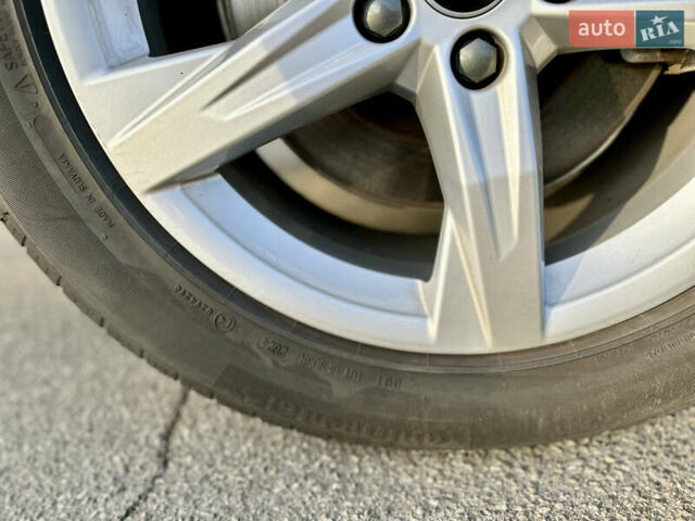 Серый Ауди Ку 5, объемом двигателя 1.98 л и пробегом 59 тыс. км за 36000 $, фото 16 на Automoto.ua