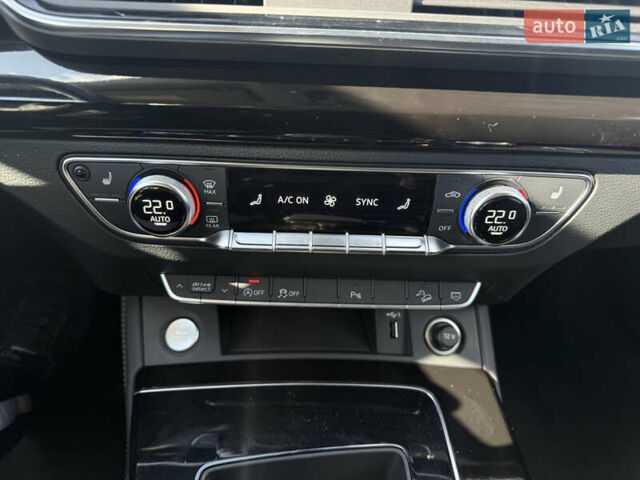 Серый Ауди Ку 5, объемом двигателя 1.98 л и пробегом 123 тыс. км за 32999 $, фото 38 на Automoto.ua