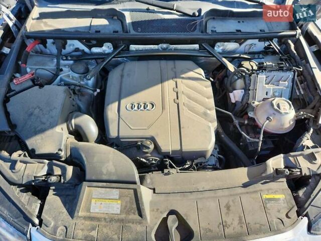 Серый Ауди Ку 5, объемом двигателя 1.98 л и пробегом 95 тыс. км за 13400 $, фото 11 на Automoto.ua
