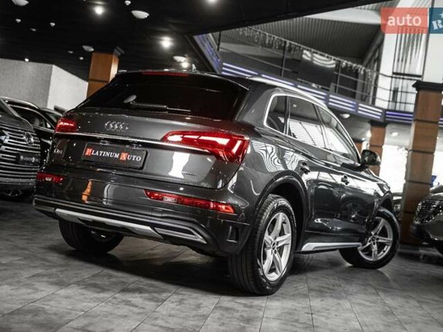 Серый Ауди Ку 5, объемом двигателя 1.98 л и пробегом 42 тыс. км за 36900 $, фото 13 на Automoto.ua