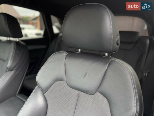 Серый Ауди Ку 5, объемом двигателя 3 л и пробегом 63 тыс. км за 52500 $, фото 31 на Automoto.ua