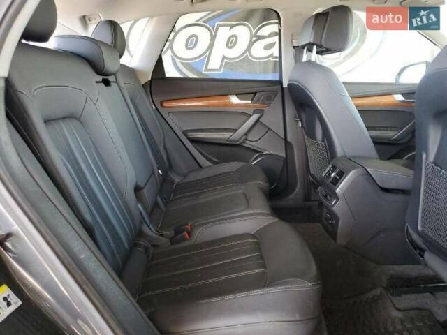 Серый Ауди Ку 5, объемом двигателя 2 л и пробегом 66 тыс. км за 15800 $, фото 8 на Automoto.ua