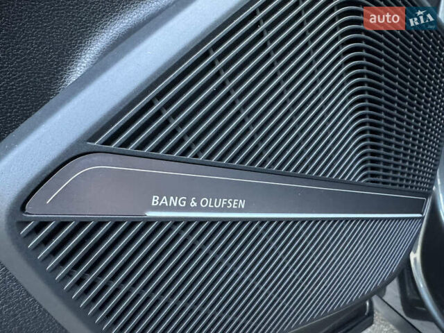 Сірий Ауді Ку 5, об'ємом двигуна 1.98 л та пробігом 25 тис. км за 39800 $, фото 33 на Automoto.ua