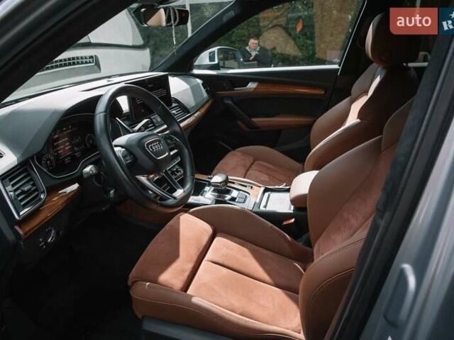 Серый Ауди Ку 5, объемом двигателя 1.98 л и пробегом 46 тыс. км за 35000 $, фото 12 на Automoto.ua