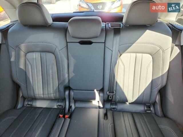 Серый Ауди Ку 5, объемом двигателя 2 л и пробегом 77 тыс. км за 14500 $, фото 9 на Automoto.ua