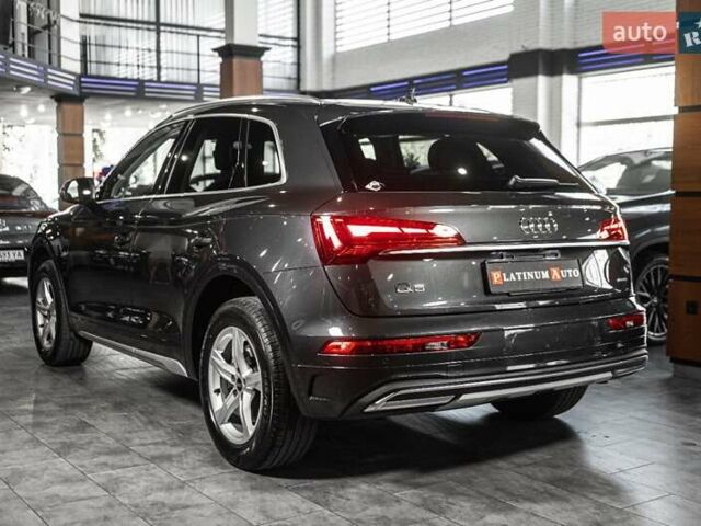 Серый Ауди Ку 5, объемом двигателя 1.98 л и пробегом 42 тыс. км за 36900 $, фото 49 на Automoto.ua