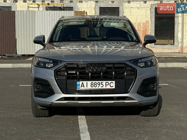 Серый Ауди Ку 5, объемом двигателя 2 л и пробегом 84 тыс. км за 33199 $, фото 1 на Automoto.ua