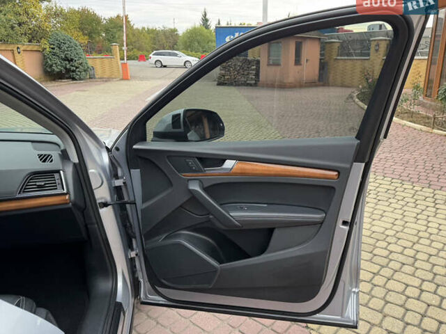 Серый Ауди Ку 5, объемом двигателя 2 л и пробегом 131 тыс. км за 30500 $, фото 62 на Automoto.ua