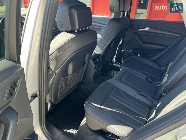 Серый Ауди Ку 5, объемом двигателя 1.98 л и пробегом 67 тыс. км за 36000 $, фото 18 на Automoto.ua