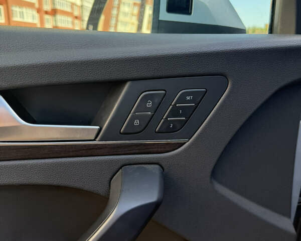 Серый Ауди Ку 5, объемом двигателя 2 л и пробегом 84 тыс. км за 33199 $, фото 10 на Automoto.ua