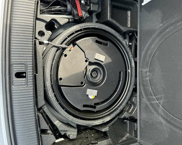 Серый Ауди Ку 5, объемом двигателя 1.98 л и пробегом 100 тыс. км за 38000 $, фото 23 на Automoto.ua