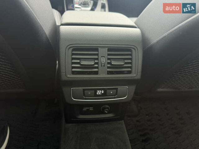 Серый Ауди Ку 5, объемом двигателя 1.98 л и пробегом 119 тыс. км за 33500 $, фото 28 на Automoto.ua