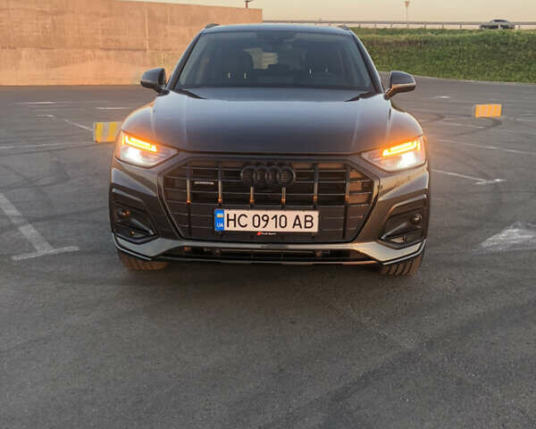 Серый Ауди Ку 5, объемом двигателя 1.98 л и пробегом 32 тыс. км за 43000 $, фото 10 на Automoto.ua