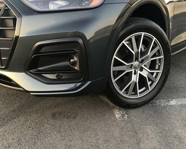 Серый Ауди Ку 5, объемом двигателя 1.98 л и пробегом 32 тыс. км за 43000 $, фото 28 на Automoto.ua