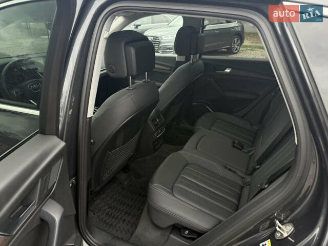 Серый Ауди Ку 5, объемом двигателя 1.98 л и пробегом 119 тыс. км за 33500 $, фото 26 на Automoto.ua