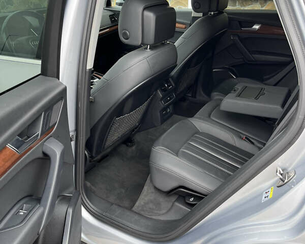 Серый Ауди Ку 5, объемом двигателя 1.98 л и пробегом 153 тыс. км за 29500 $, фото 23 на Automoto.ua