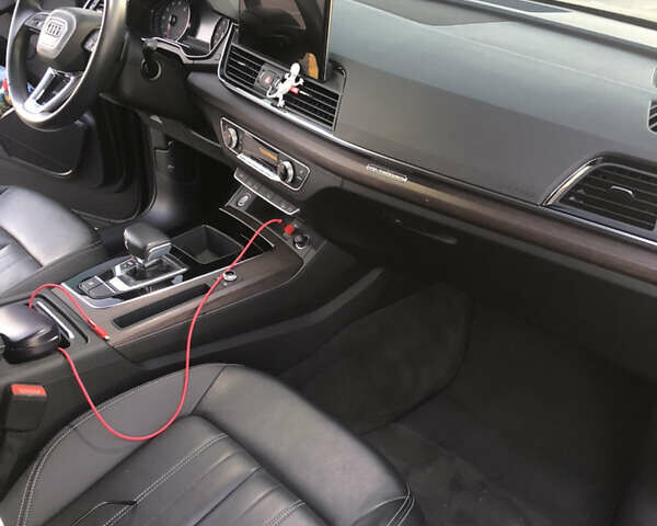 Серый Ауди Ку 5, объемом двигателя 1.98 л и пробегом 32 тыс. км за 43000 $, фото 26 на Automoto.ua