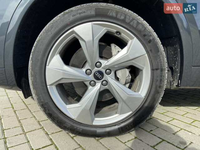 Серый Ауди Ку 5, объемом двигателя 1.98 л и пробегом 89 тыс. км за 33900 $, фото 17 на Automoto.ua