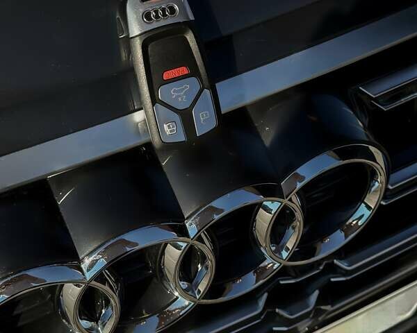 Сірий Ауді Ку 5, об'ємом двигуна 1.98 л та пробігом 29 тис. км за 37879 $, фото 23 на Automoto.ua