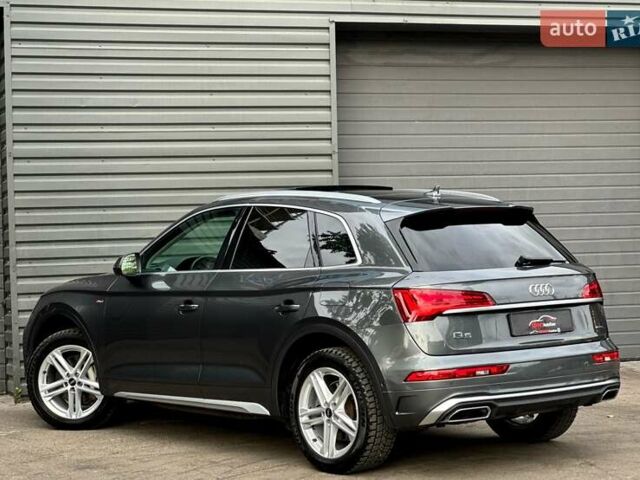 Серый Ауди Ку 5, объемом двигателя 1.98 л и пробегом 41 тыс. км за 51900 $, фото 8 на Automoto.ua