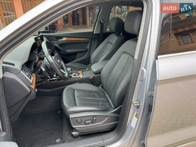 Серый Ауди Ку 5, объемом двигателя 2 л и пробегом 131 тыс. км за 30500 $, фото 33 на Automoto.ua