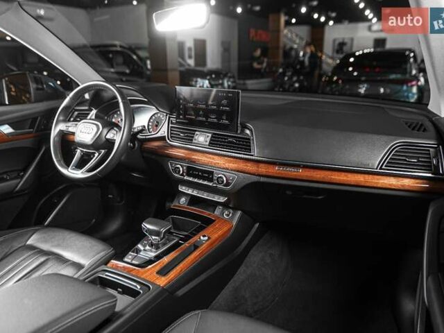 Серый Ауди Ку 5, объемом двигателя 1.98 л и пробегом 42 тыс. км за 36900 $, фото 43 на Automoto.ua