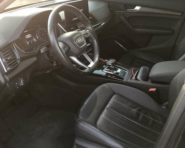 Серый Ауди Ку 5, объемом двигателя 1.98 л и пробегом 32 тыс. км за 43000 $, фото 16 на Automoto.ua