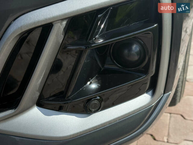 Серый Ауди Ку 5, объемом двигателя 1.98 л и пробегом 123 тыс. км за 32999 $, фото 9 на Automoto.ua