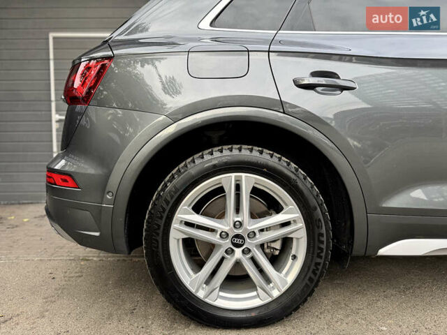Серый Ауди Ку 5, объемом двигателя 1.98 л и пробегом 41 тыс. км за 51900 $, фото 13 на Automoto.ua