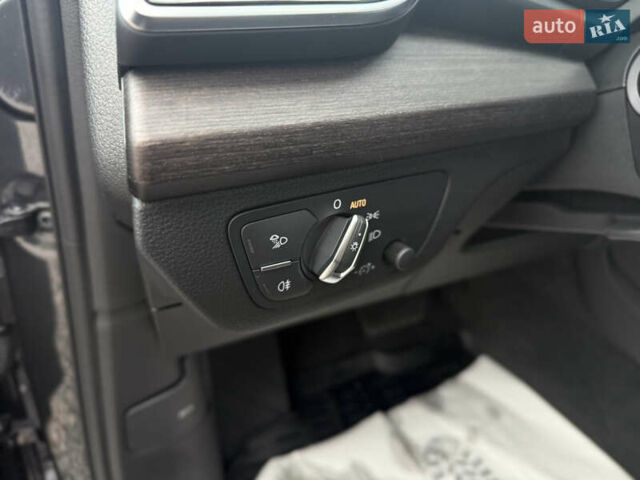 Серый Ауди Ку 5, объемом двигателя 1.98 л и пробегом 119 тыс. км за 33500 $, фото 17 на Automoto.ua