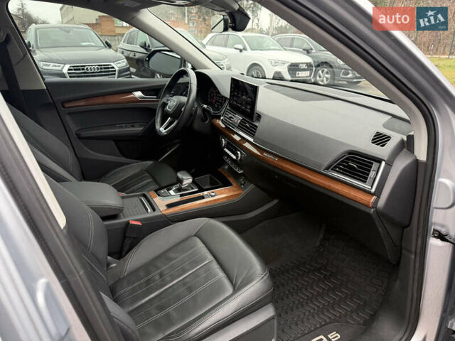 Серый Ауди Ку 5, объемом двигателя 1.98 л и пробегом 122 тыс. км за 30500 $, фото 13 на Automoto.ua