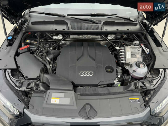 Серый Ауди Ку 5, объемом двигателя 3 л и пробегом 63 тыс. км за 52500 $, фото 48 на Automoto.ua