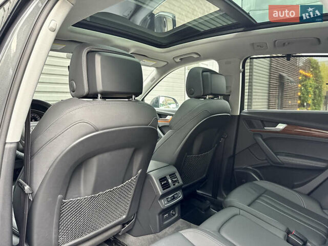 Серый Ауди Ку 5, объемом двигателя 1.98 л и пробегом 41 тыс. км за 51900 $, фото 28 на Automoto.ua