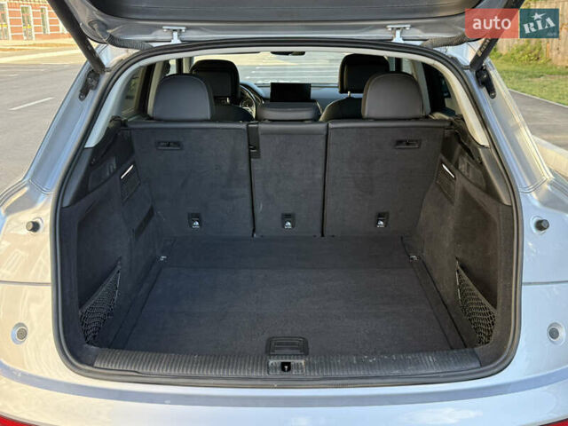 Серый Ауди Ку 5, объемом двигателя 2 л и пробегом 84 тыс. км за 33199 $, фото 20 на Automoto.ua