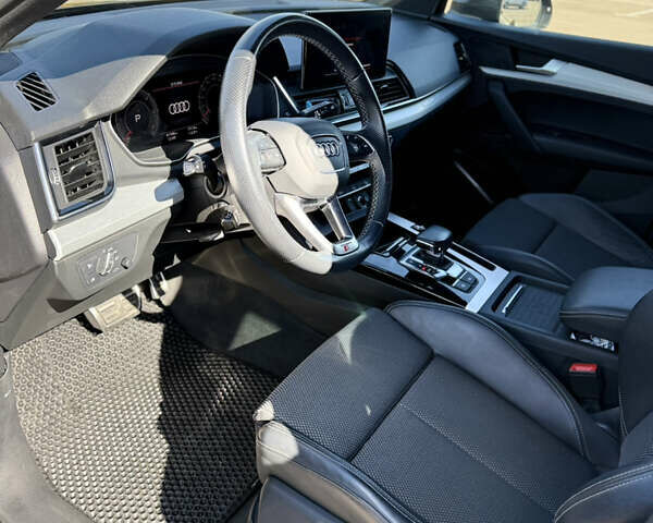 Серый Ауди Ку 5, объемом двигателя 1.97 л и пробегом 81 тыс. км за 44500 $, фото 13 на Automoto.ua