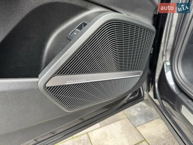 Серый Ауди Ку 5, объемом двигателя 3 л и пробегом 135 тыс. км за 44500 $, фото 21 на Automoto.ua