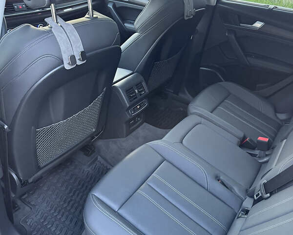 Сірий Ауді Ку 5, об'ємом двигуна 1.98 л та пробігом 25 тис. км за 39800 $, фото 34 на Automoto.ua