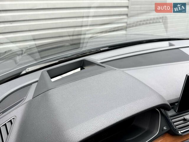 Серый Ауди Ку 5, объемом двигателя 1.98 л и пробегом 41 тыс. км за 51900 $, фото 33 на Automoto.ua