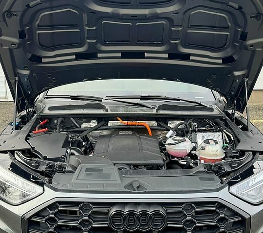 Серый Ауди Ку 5, объемом двигателя 2 л и пробегом 50 тыс. км за 41500 $, фото 8 на Automoto.ua