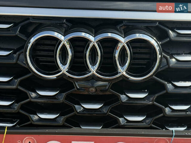 Серый Ауди Ку 5, объемом двигателя 1.98 л и пробегом 123 тыс. км за 32999 $, фото 8 на Automoto.ua